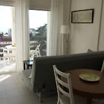 Apartment With Sea View & Pool, Garden, Dishwasher