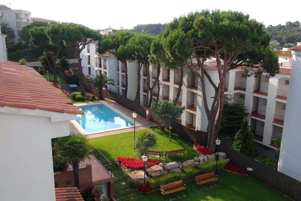 With Sea View & Pool, Garden, Dishwasher Appartement *