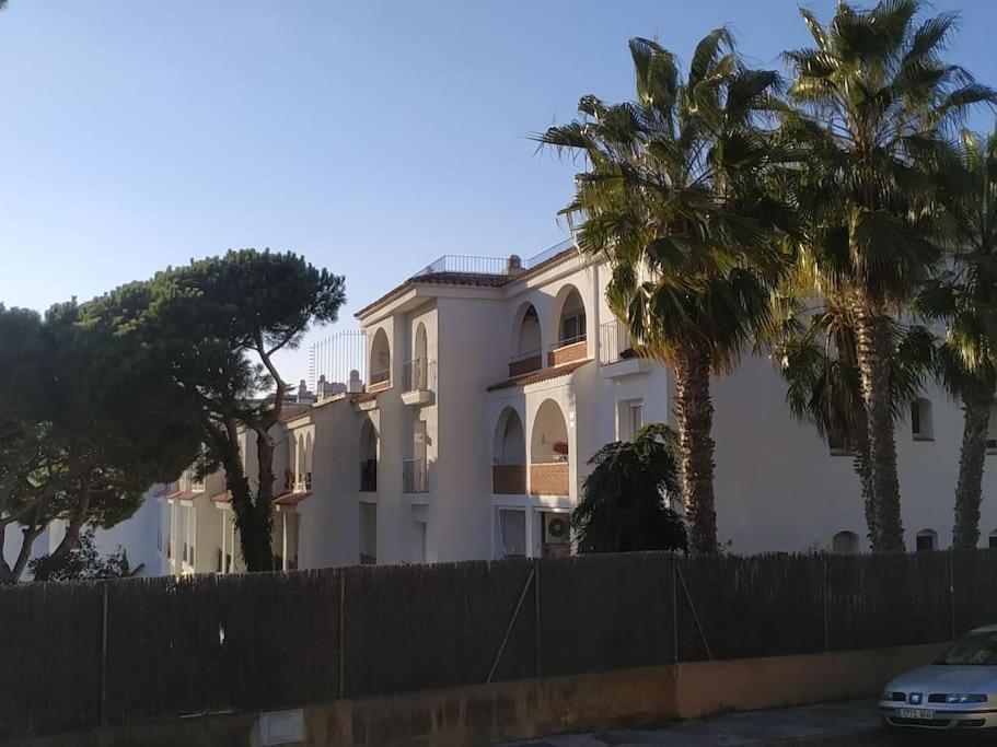With Sea View & Pool, Garden, Dishwasher Appartement