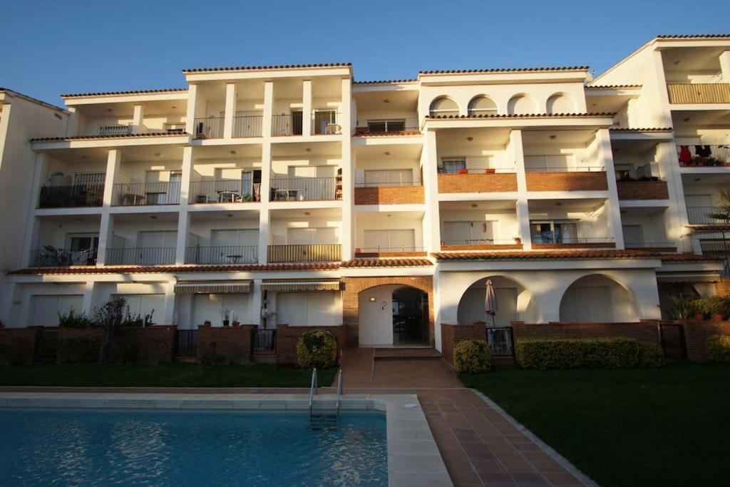 Appartement With Sea View & Pool, Garden, Dishwasher *